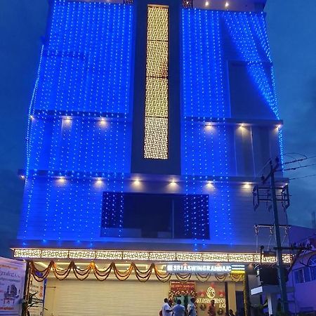 Sri Aswin Grand Hotel Nāmakkal Buitenkant foto