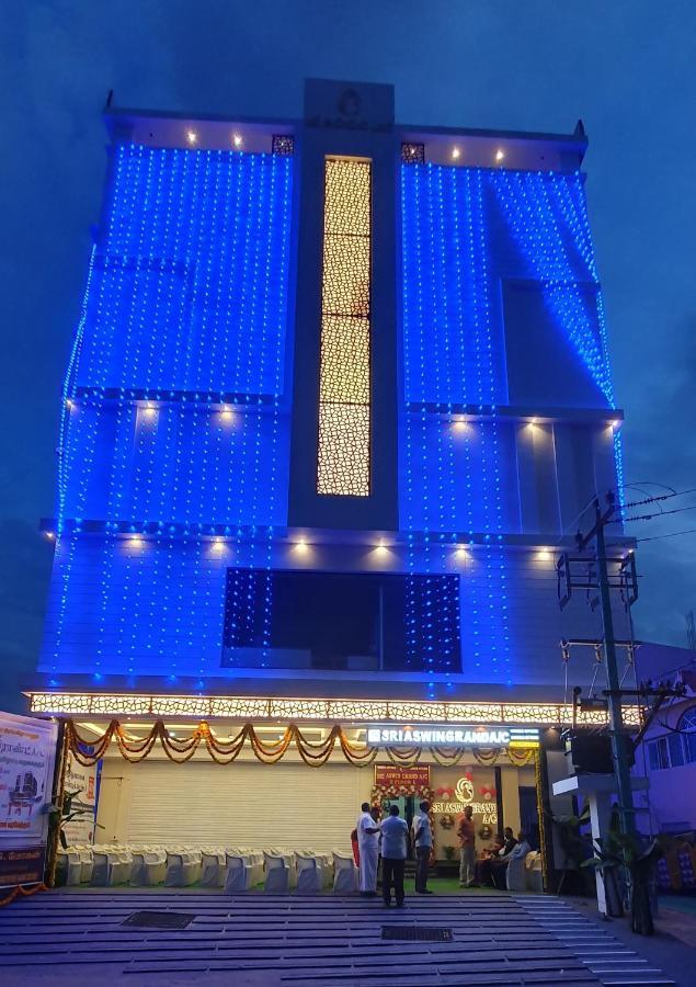 Sri Aswin Grand Hotel Nāmakkal Buitenkant foto