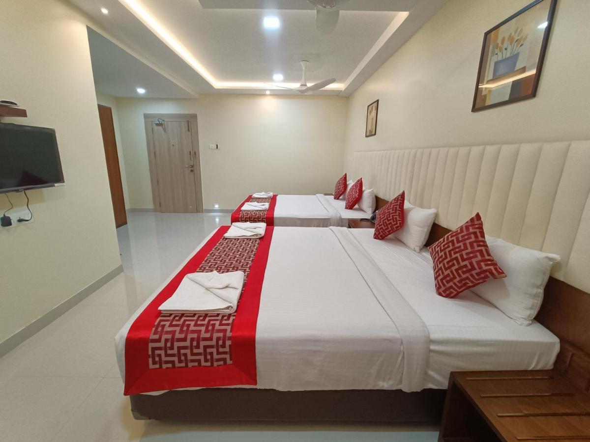 Sri Aswin Grand Hotel Nāmakkal Buitenkant foto