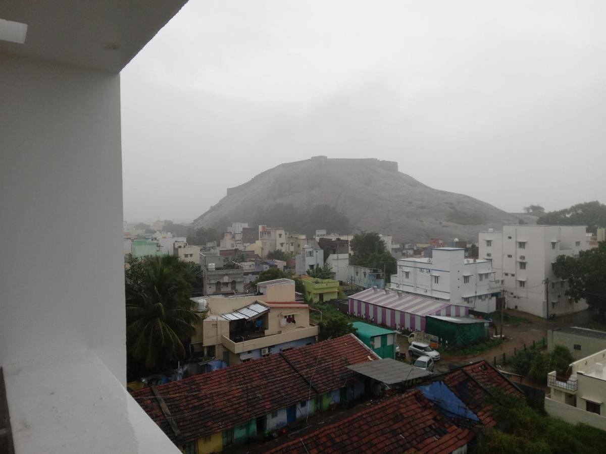Sri Aswin Grand Hotel Nāmakkal Buitenkant foto